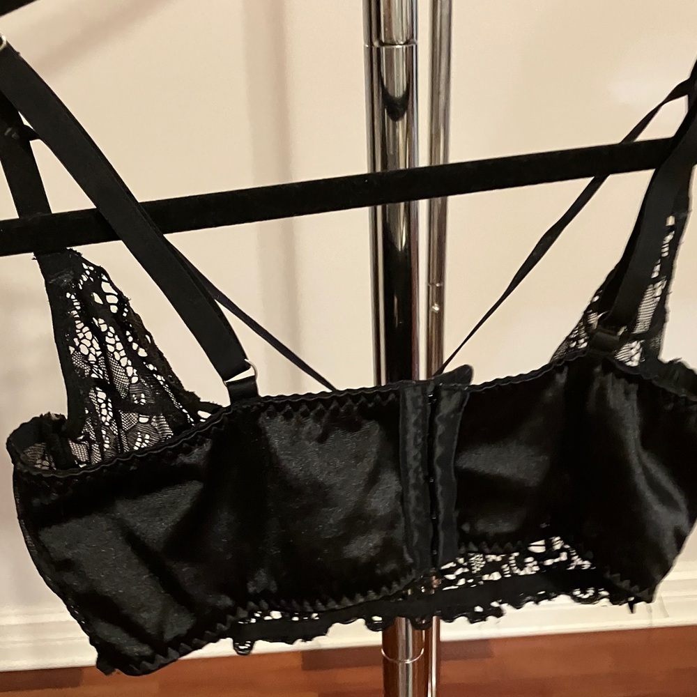 Chic Black Lace Underwire Bra - Picture 12 of 16